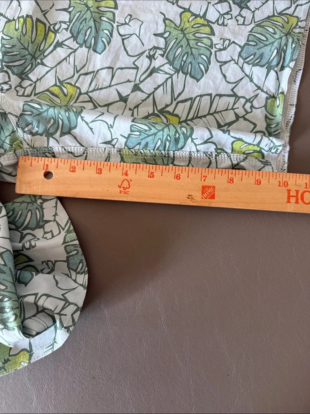 Honolua Surf Co Men's Green Leaf Print Swim Trunk size 31 Surf Sun Fun